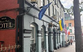 Phoenix Park Hotel  3*